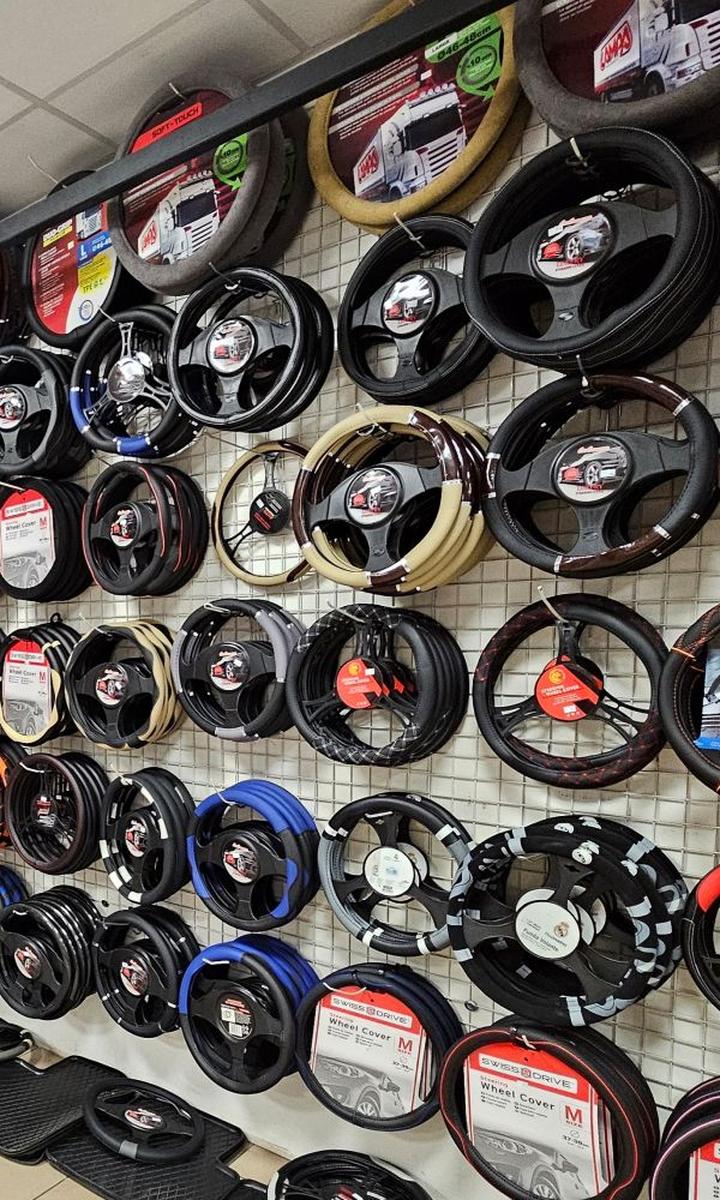 Innowacyjne akcesoria technologiczne do auta