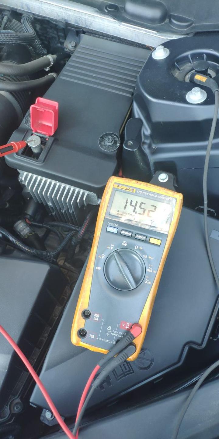 Wymiana akumulatora Volvo XC90