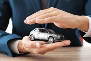 Jak efektywnie rozliczyć ubezpieczenie samochodu osobowego w firmie?