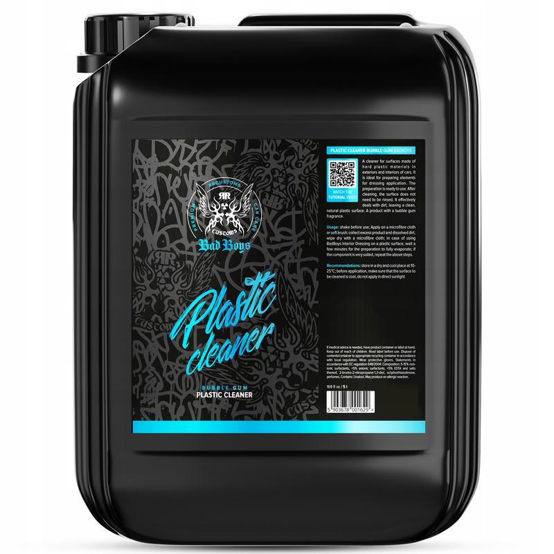 Czyszczenie plastików zewnętrznych samochodu