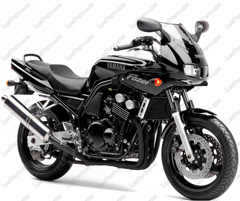 Ile oleju Yamaha Fazer 600