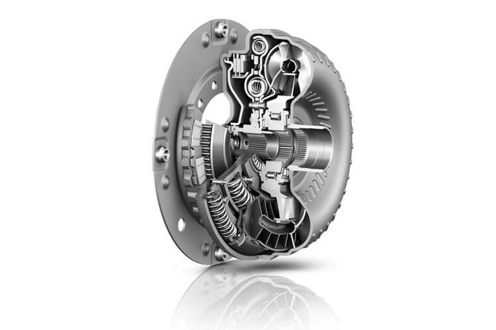 Konsekwencje jazdy z uszkodzonym sprzęgłem