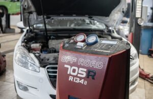 Ile kosztuje nabicie klimatyzacji w samochodzie osobowym? Sprawdź ceny i usługi w 2026 roku!