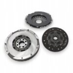 Jak jeździć z nowym sprzęgłem – poradnik dla kierowców