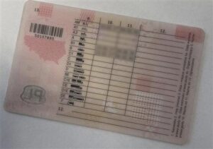 Jakie dokumenty do jazdy samochodem będą potrzebne w 2026 roku?