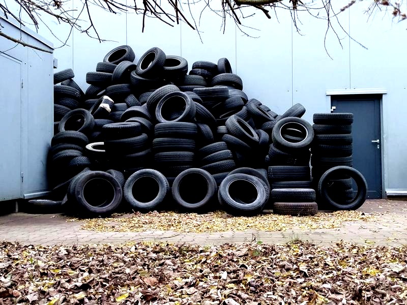 Recykling opon – czy to naprawdę się opłaca?