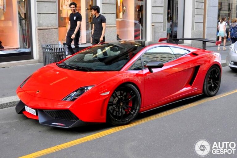 Ile pali Lamborghini Gallardo? Odkryj prawdziwe zużycie paliwa tego sportowego auta!