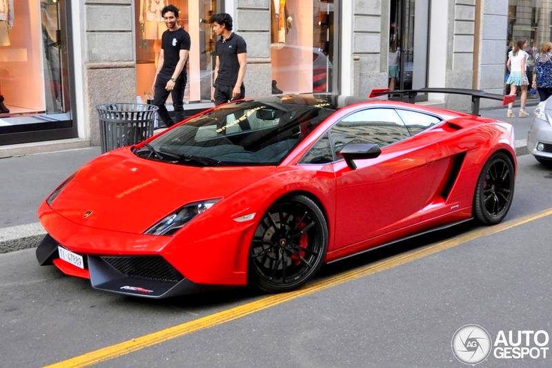 Ile pali Lamborghini Gallardo? Odkryj prawdziwe zużycie paliwa tego sportowego auta!