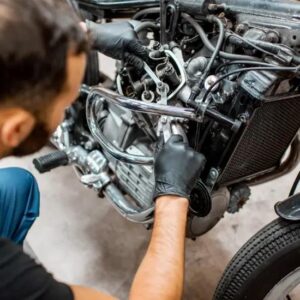 Odkryj kluczowe kroki, jak przygotować się do kursu na motocykl