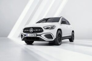 Gdzie znajduje się fabryka Mercedesa? Poznaj miejsca produkcji legendarnych samochodów